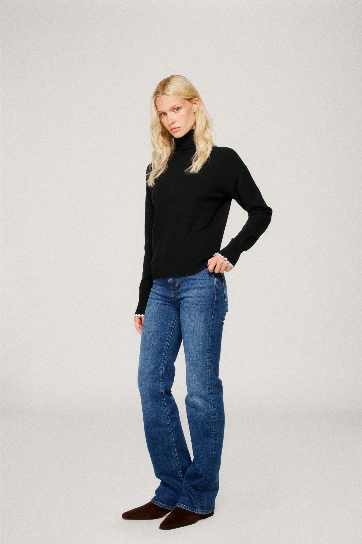 Ellie Turtleneck - Black