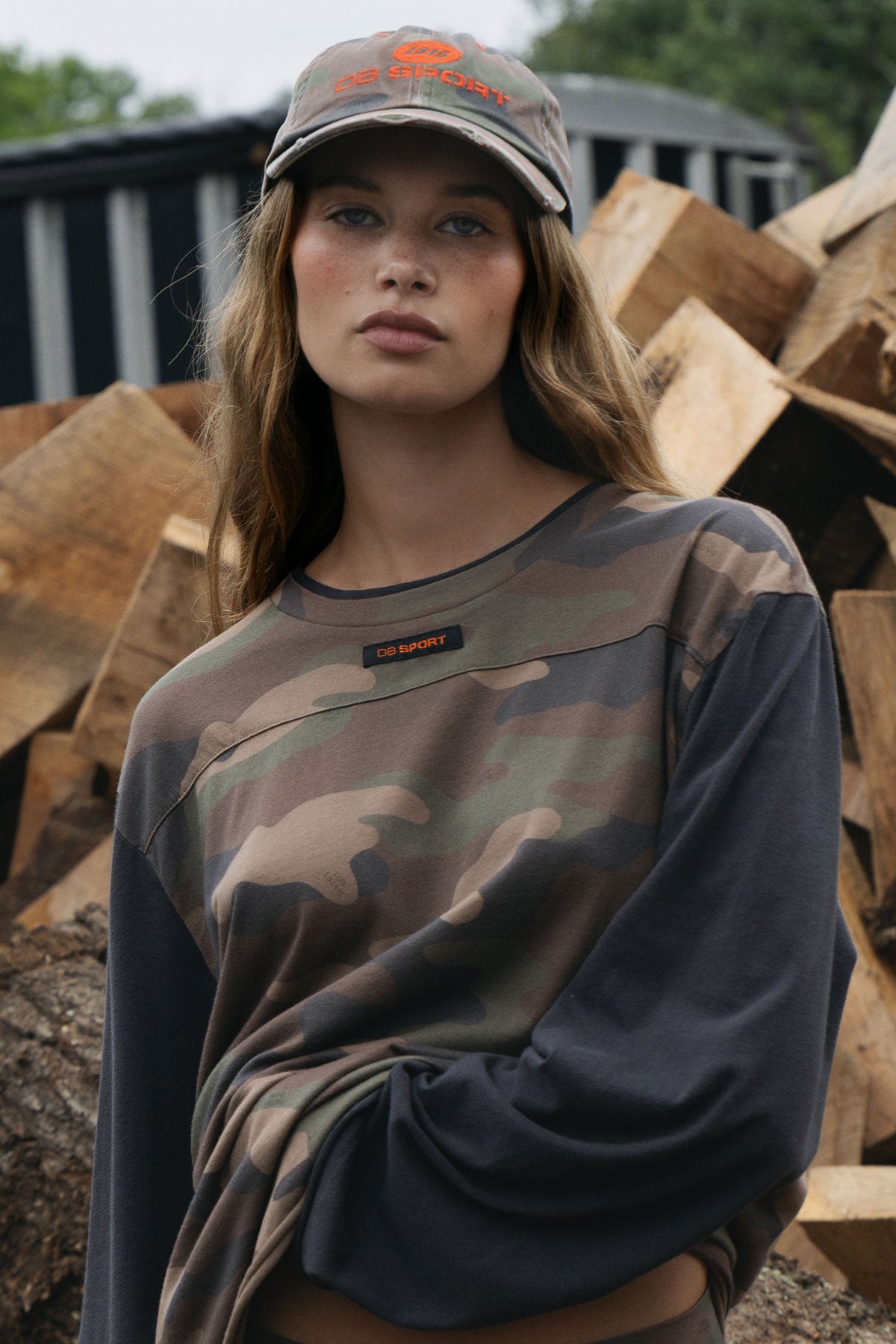 90's Long Sleeve - Decoy Camo in Earth